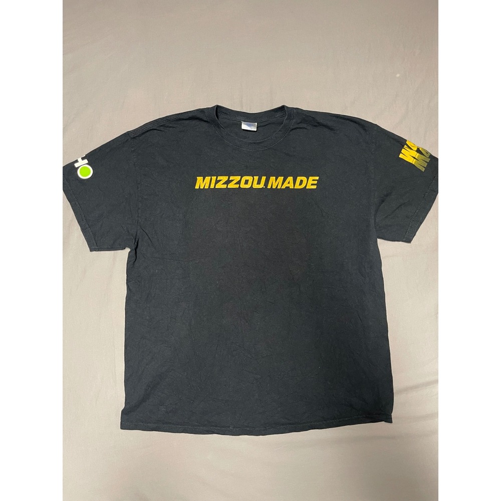 Gildan Mizzou Made Social Responsibility T-Shirt Mens XL Black Missouri Tee